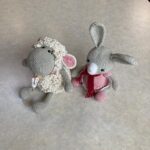 HetBabyGoed shop-in-shop Riet-Berns schaap en konijn